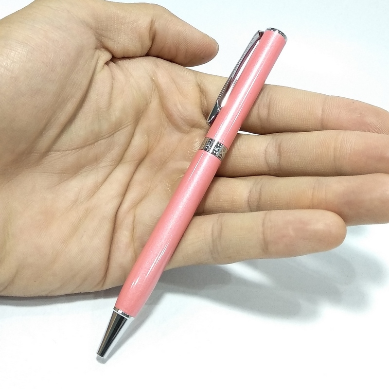 Bút Bi Kim Loại Nắp Vặn Pentel Cao Cấp Thân Hồng - Mực Xanh Pentel B811P-C