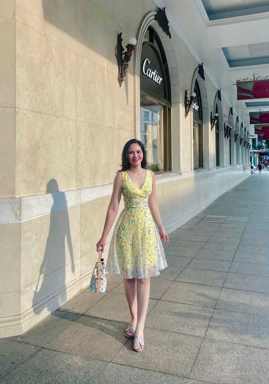 Đầm Xoè  Nữ Tính Thanh Lịch  Soleil  hoa vàng thời trang thiết kế Hity Dre218