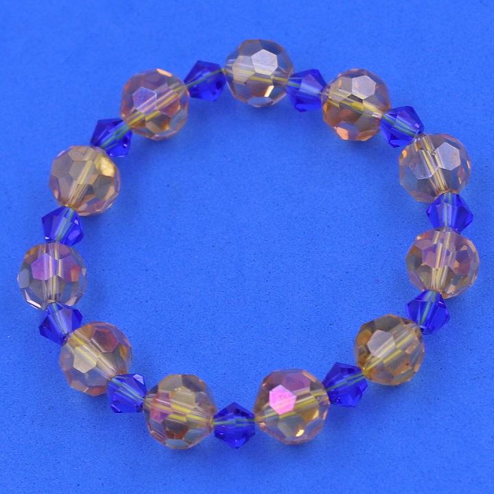 Vòng tay pha lê nâu cắt giác 10 ly pha lê xanh dương giác CTFLNGFLXDG10