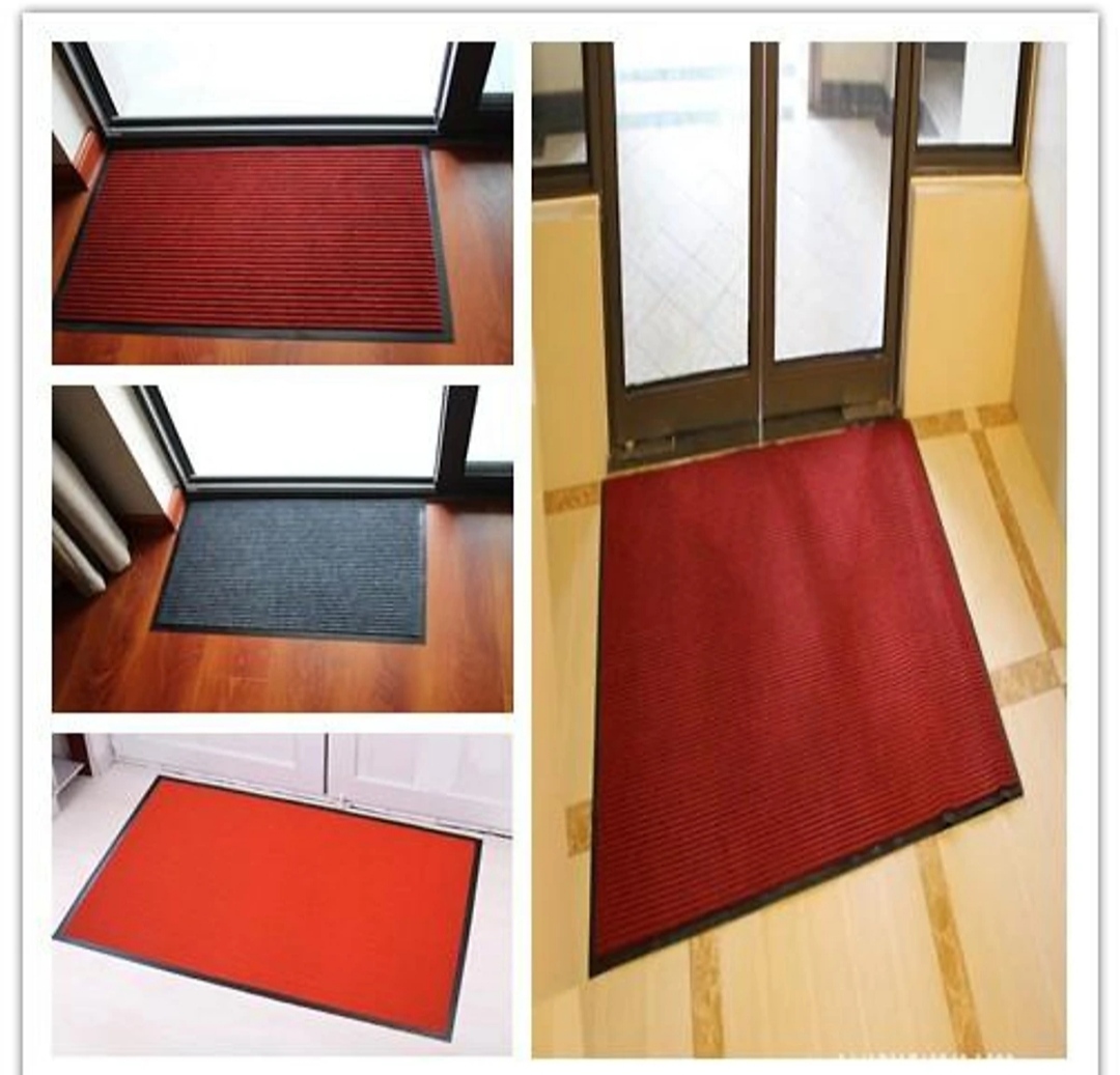 Thảm chùi chân đế chống trượt dạng sọc Stripmate Màu Xám đen / Xám đỏ kT 40 x 60 cm