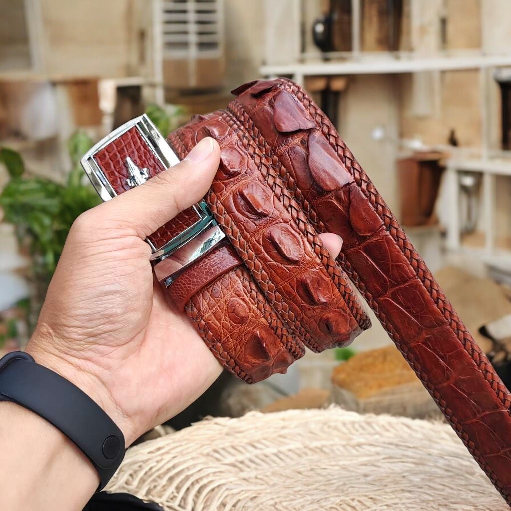 Nịt Da Cá Sấu Gai Liền Đan Viền Thủ Công N33ND1 (mặt bạc)