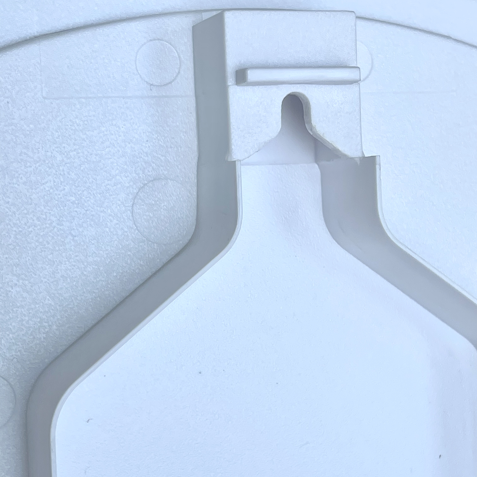 Đồng hồ Rhythm CMG734NR01 Kt 31.2 x 5.0cm, 710g. Vỏ nhựa. Dùng Pin.