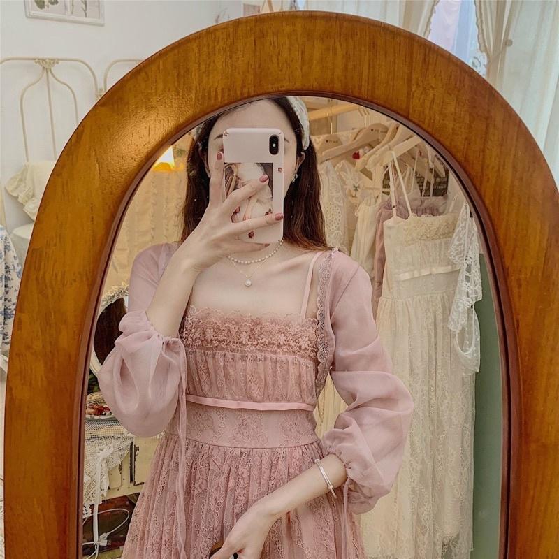 Áo khoác voan lửng mong manh phối ren