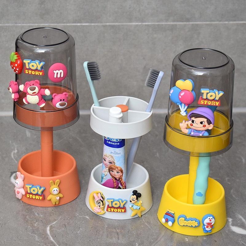 Giá đựng cốc kiêm kệ để bàn chải đánh răng siêu cute