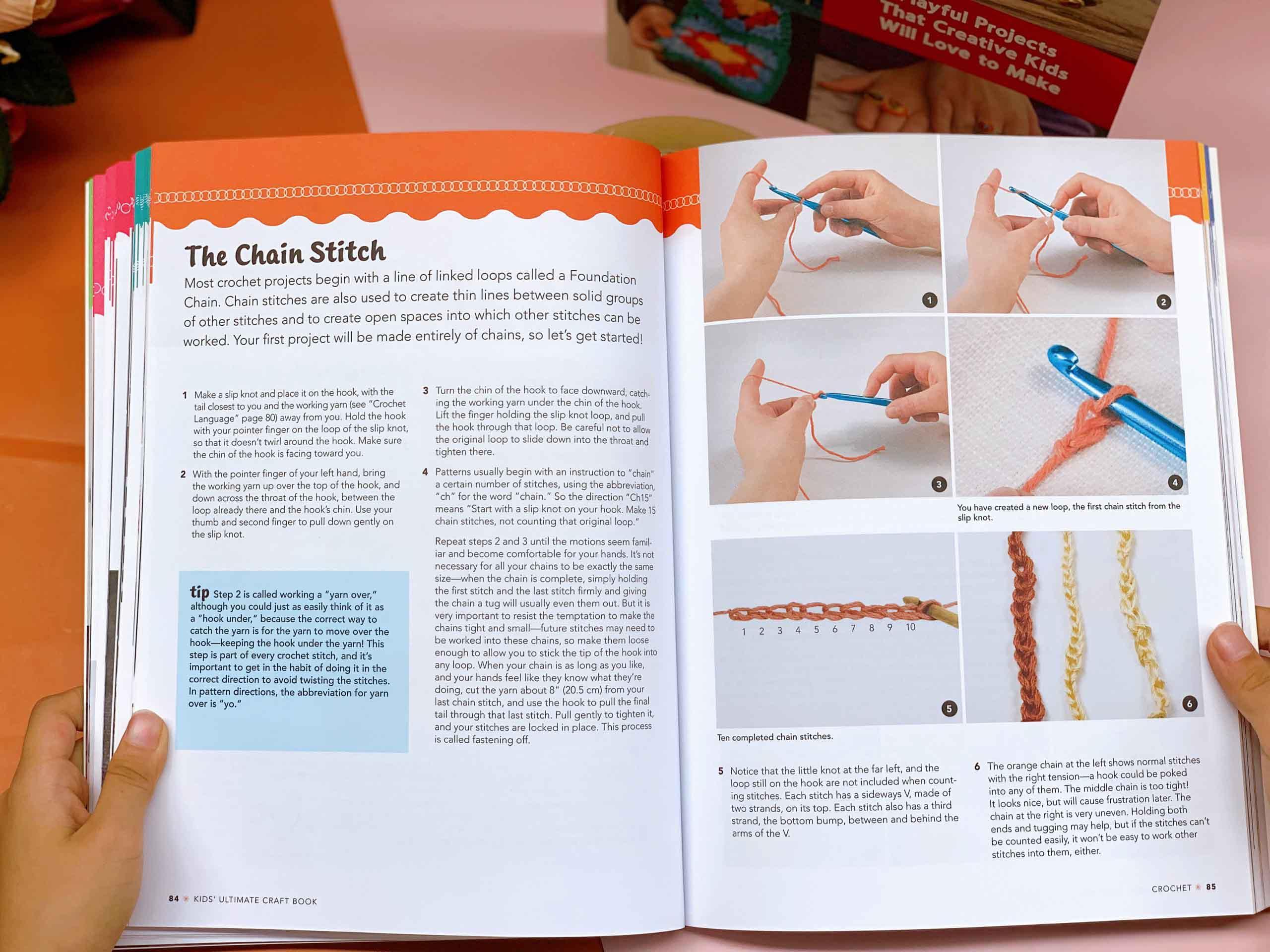 Kids' Ultimate Craft Book : Bead, Crochet, Knot, Braid, Knit, Sew! - Playful Projects That Creative Kids Will Love to Make