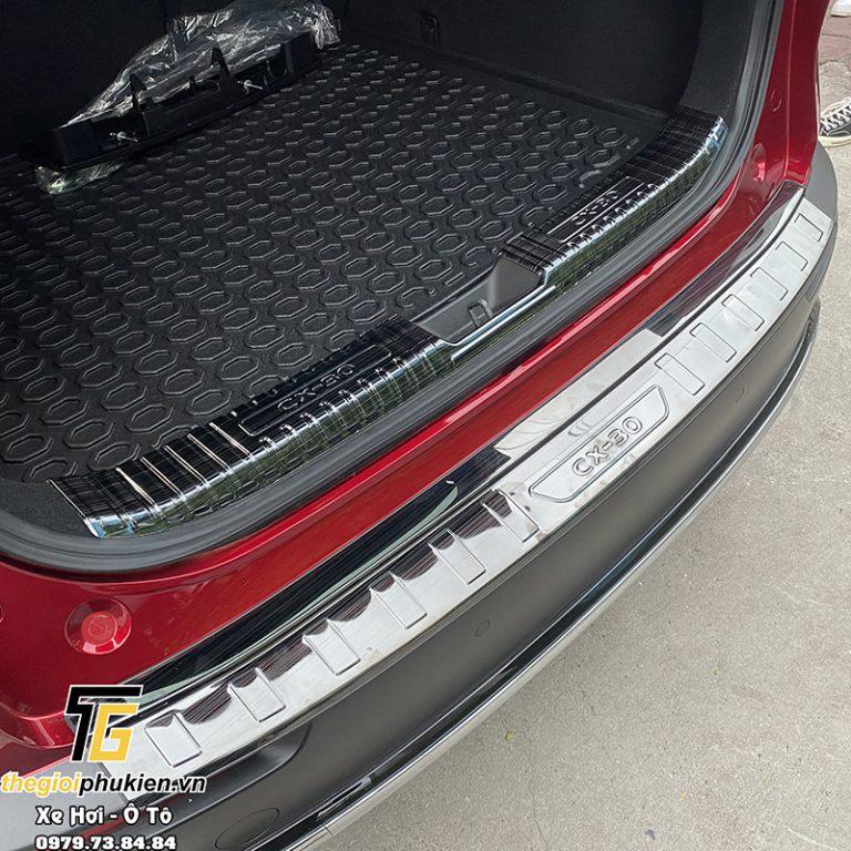 Ốp chống trầy cốp Titan Mazda CX-30, CX30
