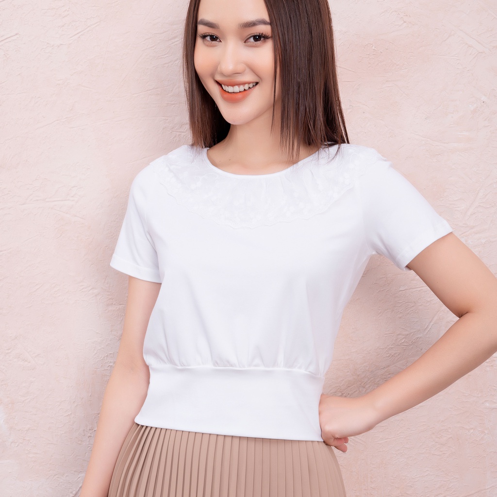 Áo Thun Nữ Ngắn Tay Hai Màu Đen Trắng UK Fashion Thiết kế cổ tròn phối họa tiết, vải nhập hàn cao cấp NKAT2201006