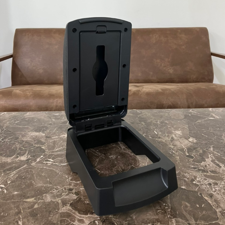 Hộp tỳ tay ô tô Xpander tích hợp 3 cổng USB cao cấp MÃ V2