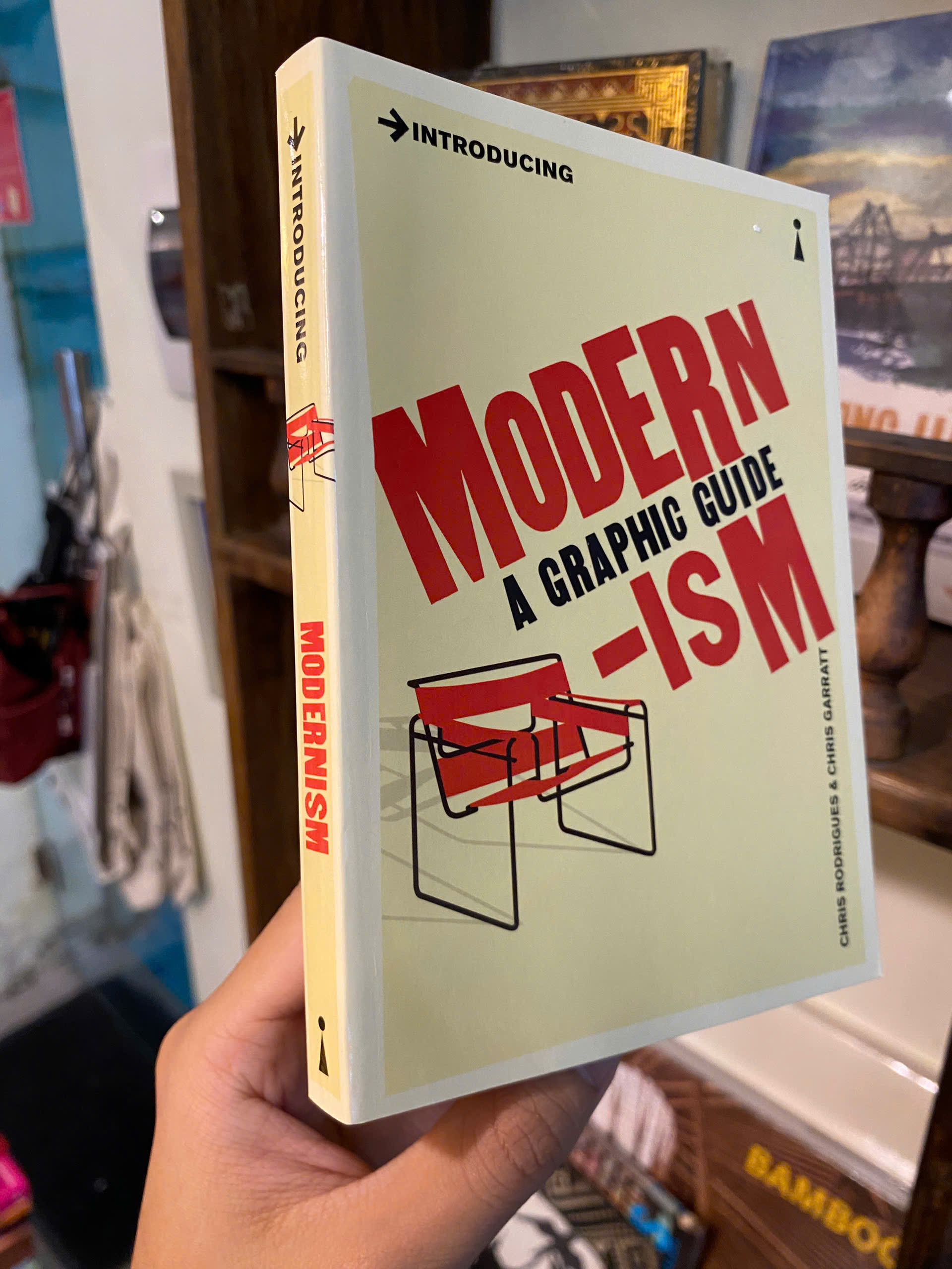 Sách - Introducing Modernism: A Graphic Guide by Chris Rodrigues | Philosophy Nonfiction