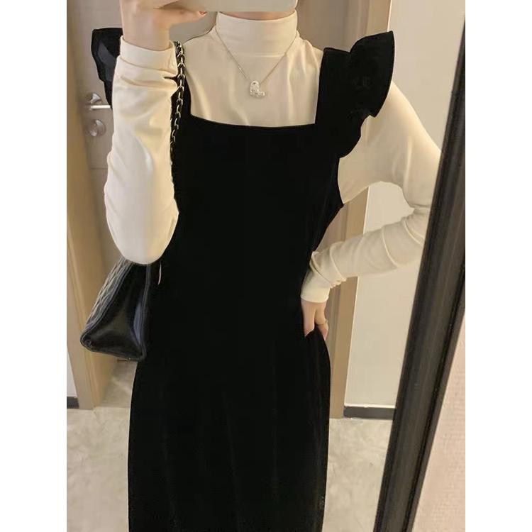 SET ÁO LEN VÁY NHUNG BÈO CỔ VUÔNG