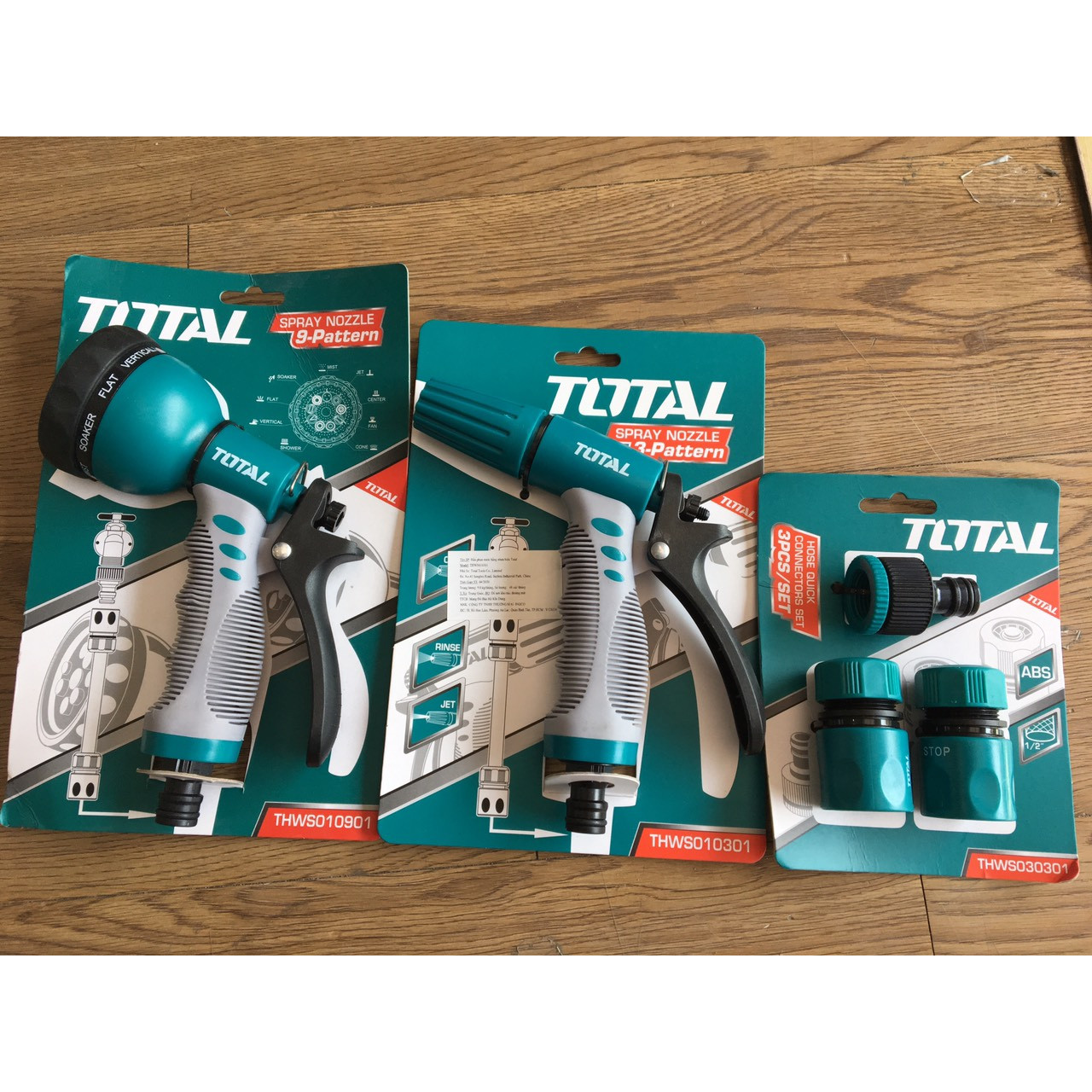Bộ vòi xịt khớp nối TOTAL THWS010901THWS010301THWS030301