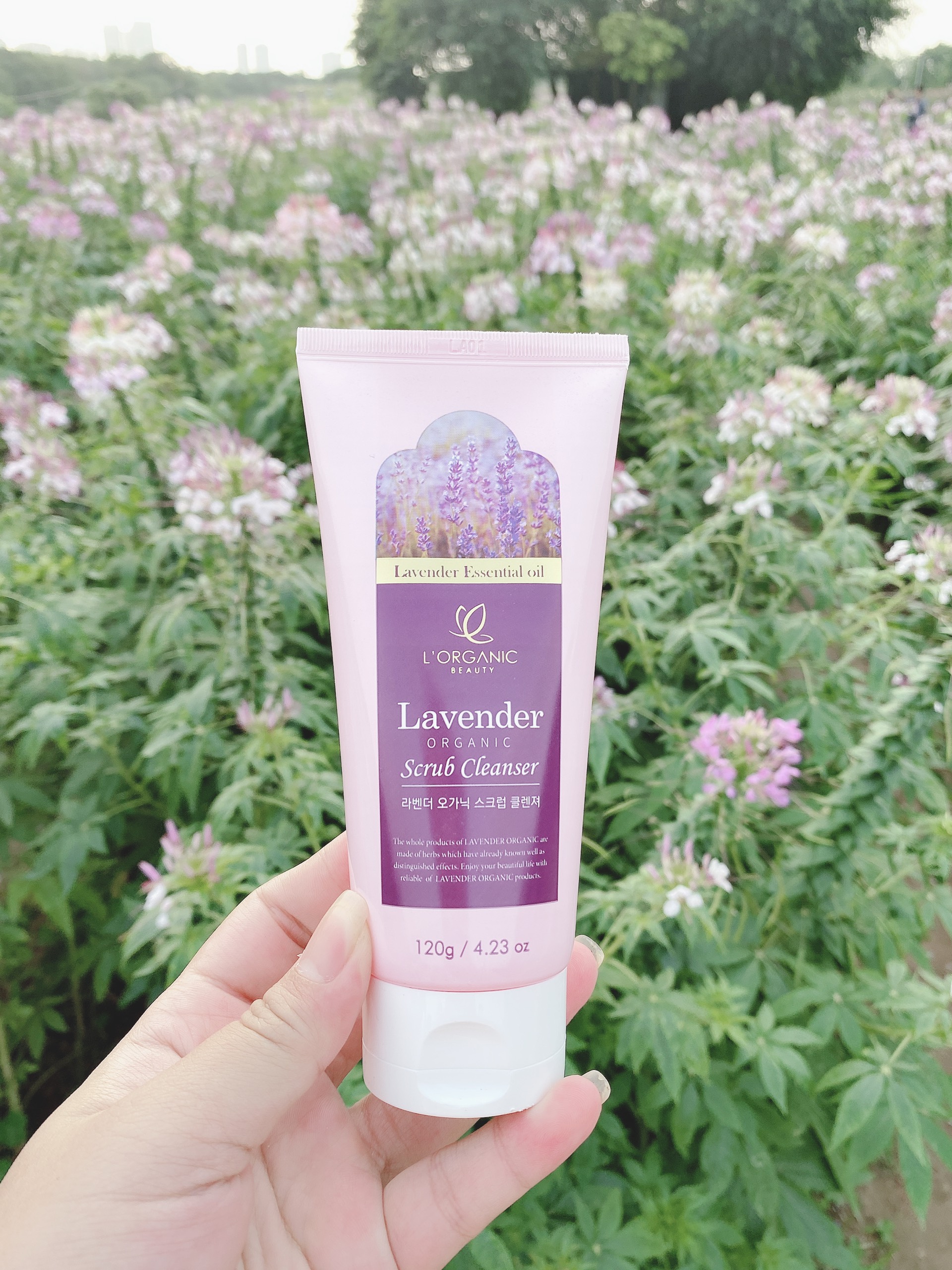 Gel Tẩy Tế Bào Chết Lavender Organic Linh Nhâm (LAVENDER ORGANIC SCRUB CLEANSER) 120g, Giảm Mụn Trứng Cá, Không làm Khô Da