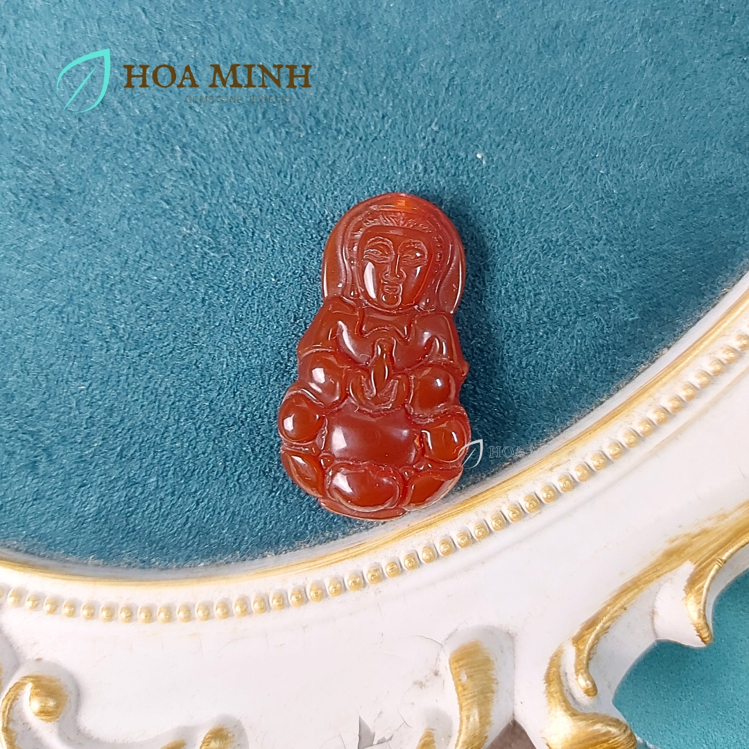 Mặt dây chuyền đá Mã Não A Phật Bà Quan Âm size 36.8x21mm phong thái từ bi, điềm nhiên may mắn