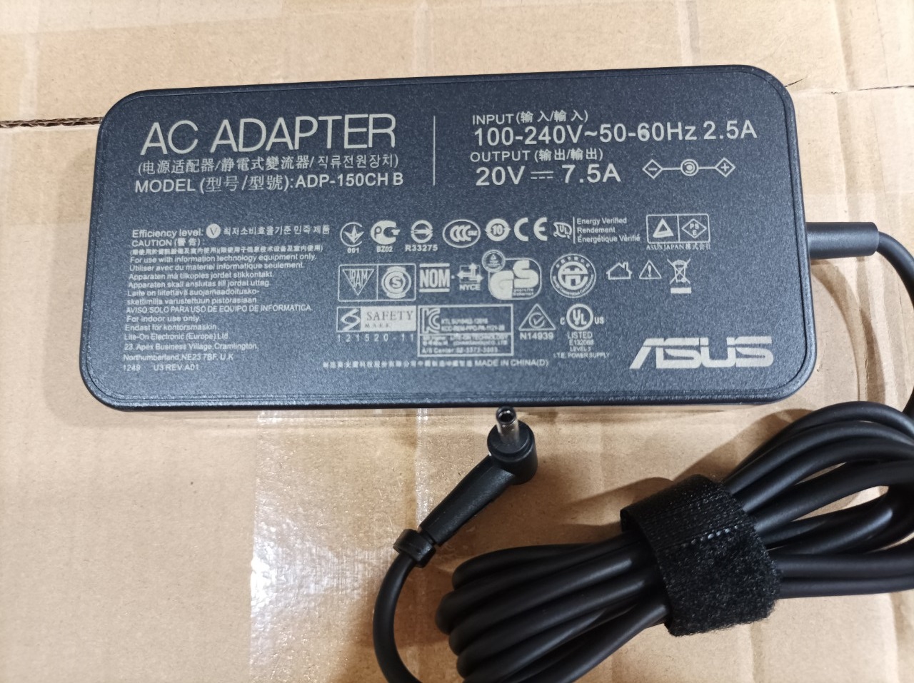 Sạc dành cho Laptop ASUS ZenBook Pro 15 UX550 UX550GE UX550GD 150W 4.5mm