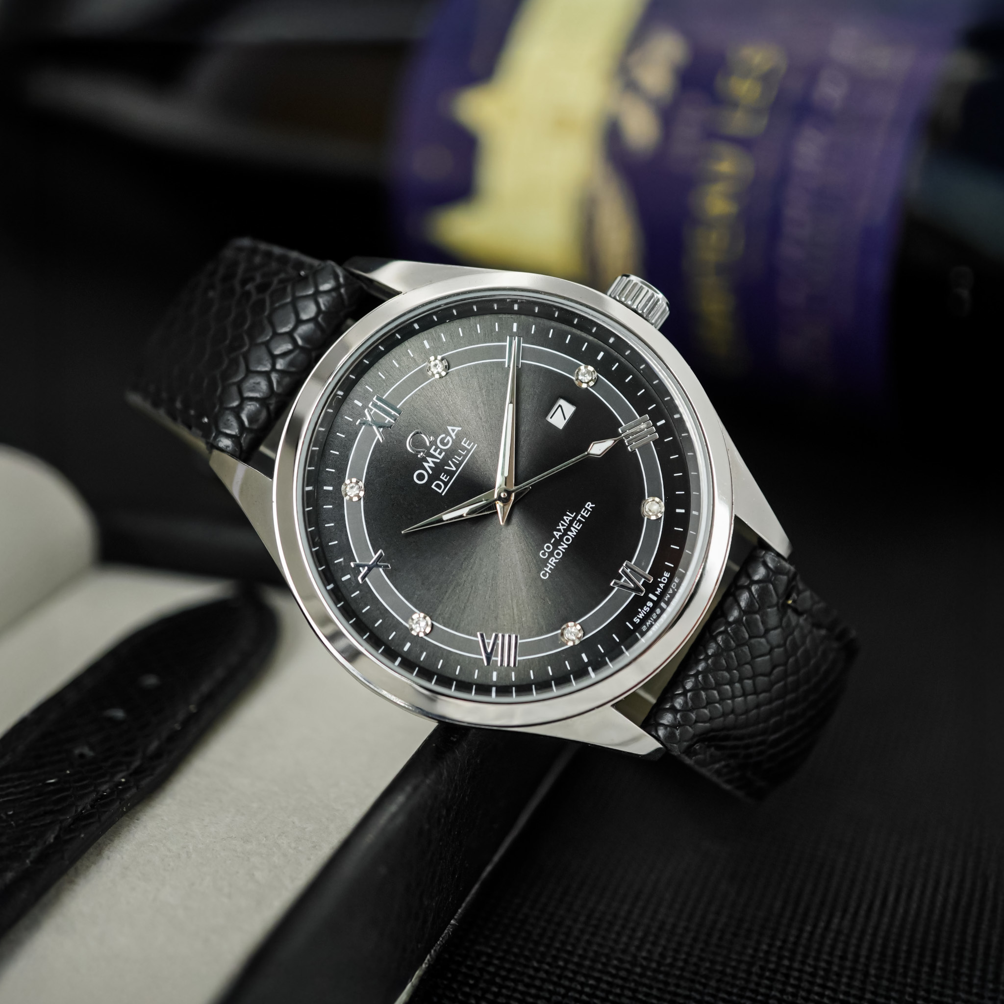 Đồng hồ đeo tay Omega B713 Máy Pin Hàng chính hãng