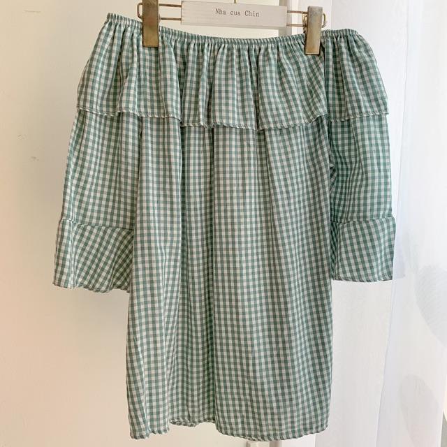 Áo sơ mi trễ vai caro