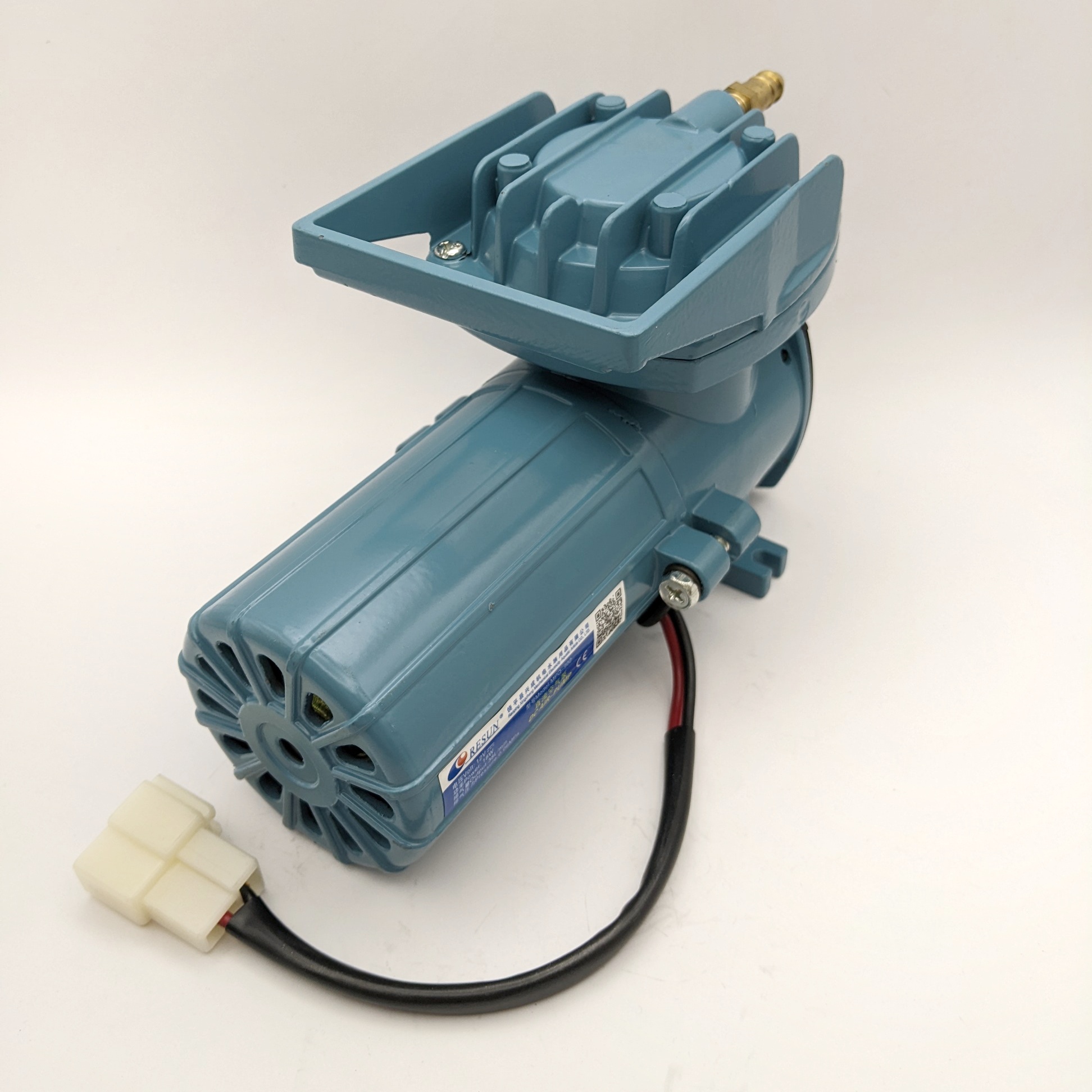 Máy thổi oxy, máy bơm khí oxy, máy sủi oxy 12V dùng điện ắc quy công suất 18W - 6 vòi - 38 lít/phút