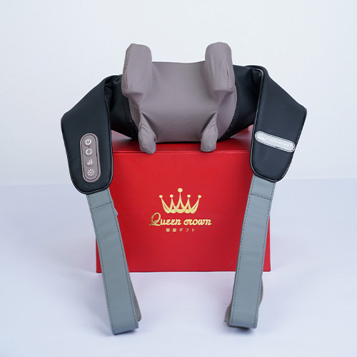 Máy massage rô bốt Queen Crown QC M5