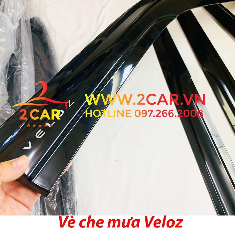 Vè che mưa xe Toyota Veloz Cross 2022, 2023 Nhựa đen dày cao cấp