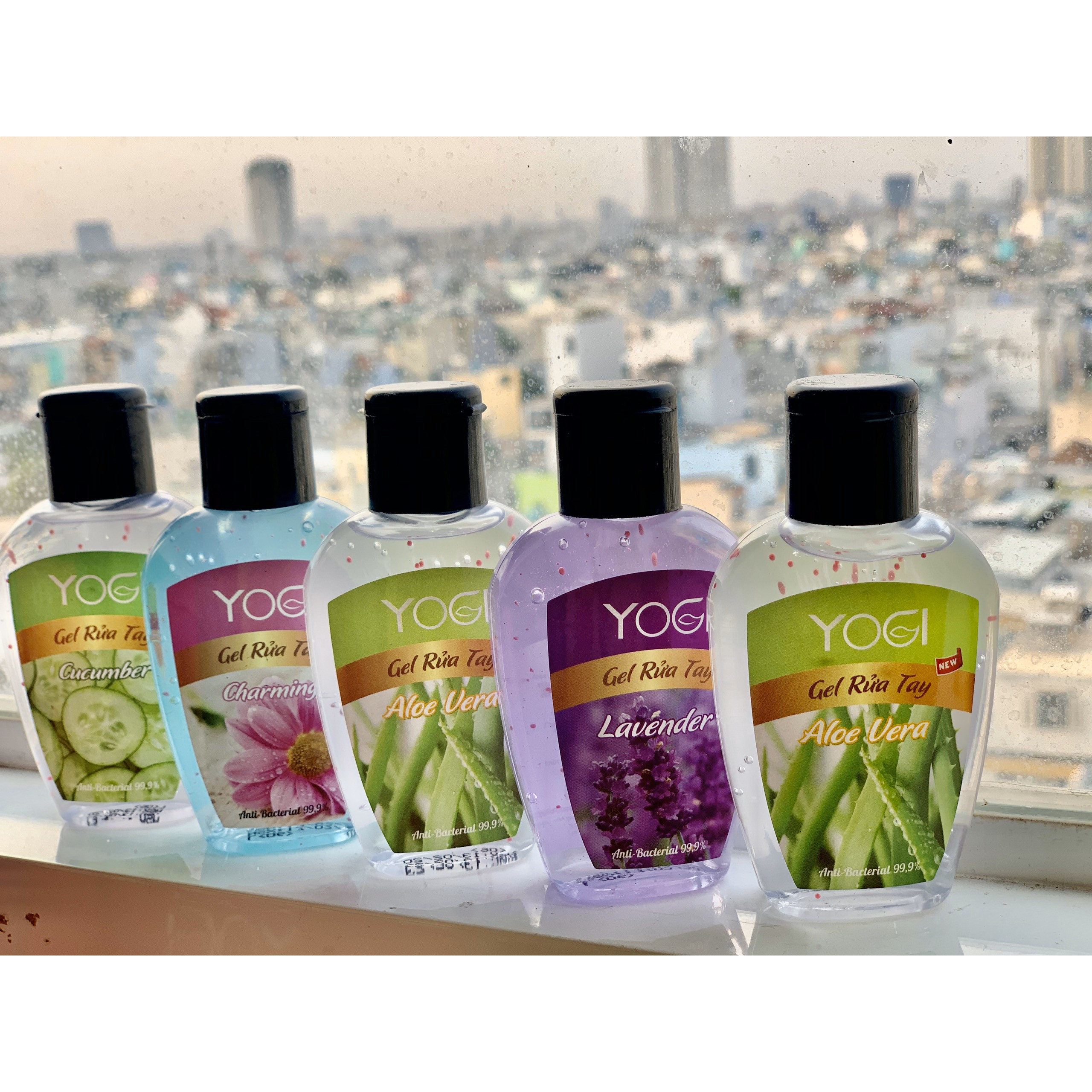 COMBO 4 CHAI 70ML - GEL RỬA TAY KHÔ YOGI - DIỆT KHUẨN VỚI HƯƠNG THƠM TỰ NHIÊN - MÙI NGẪU NHIÊN