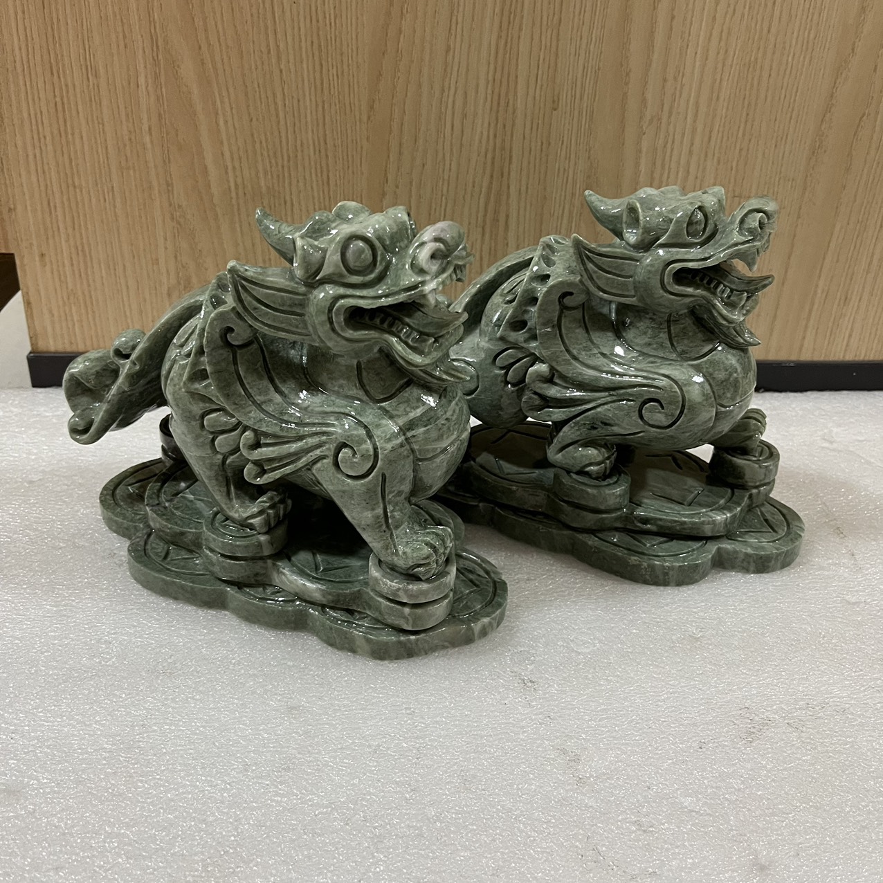 Tỳ hưu, tì hưu đá tự nhiên màu xanh lục dài 22 cm, nặng 8 kg/ cặp cho người mệnh Hỏa và Mộc