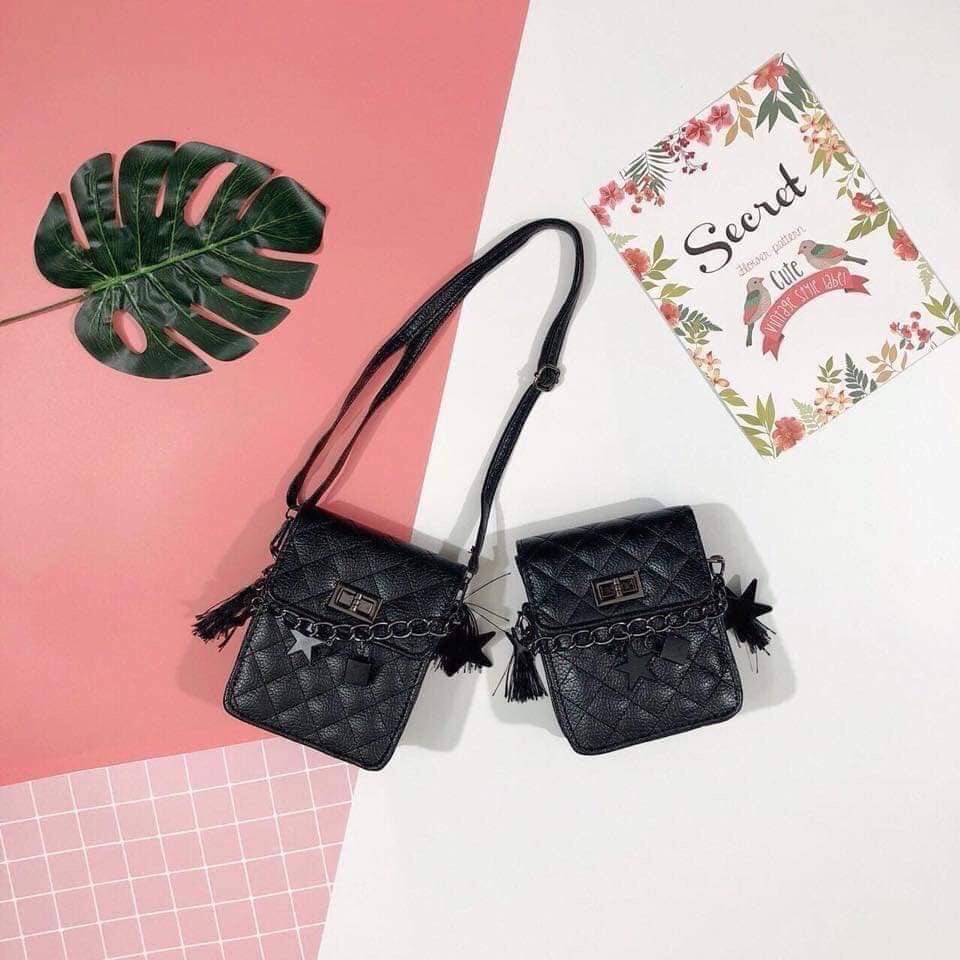 Túi Đeo Vai Chéo Trần Trám Vuông