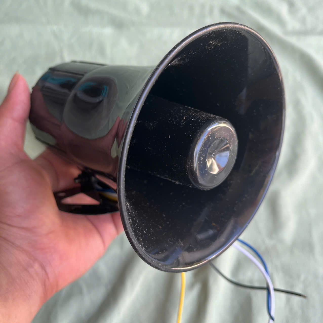 Còi Lùi Và Xi Nhan Xe Tải Phát Giọng Nói 12V-24V Loại Tốt Siêu Bền – An Toàn Hơn Khi Lái Xe đèn pha led
