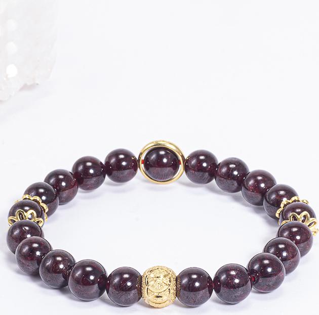 Vòng Tay Phong Thủy Nữ Đá Garnet Phối Charm Cầu Mệnh Hỏa, Thổ Ngọc Quý Gemstones