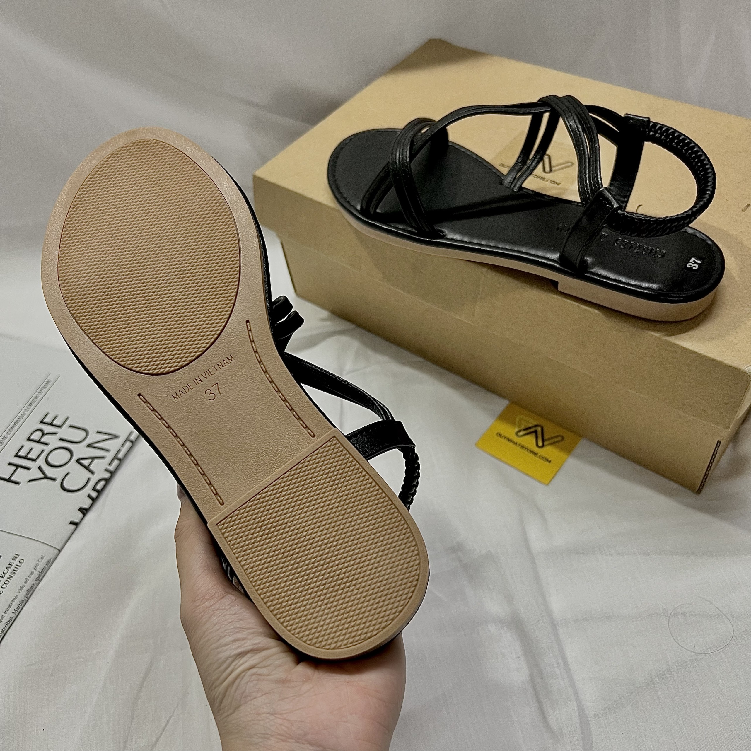 Giày Sandal Nữ Quai Ngang Chéo Đế Bệt Màu Nâu Đen Dây Mảnh Nhỏ Duy Nhật Store Học Sinh Đi Học Bền Uzzang Chiến Binh Thun