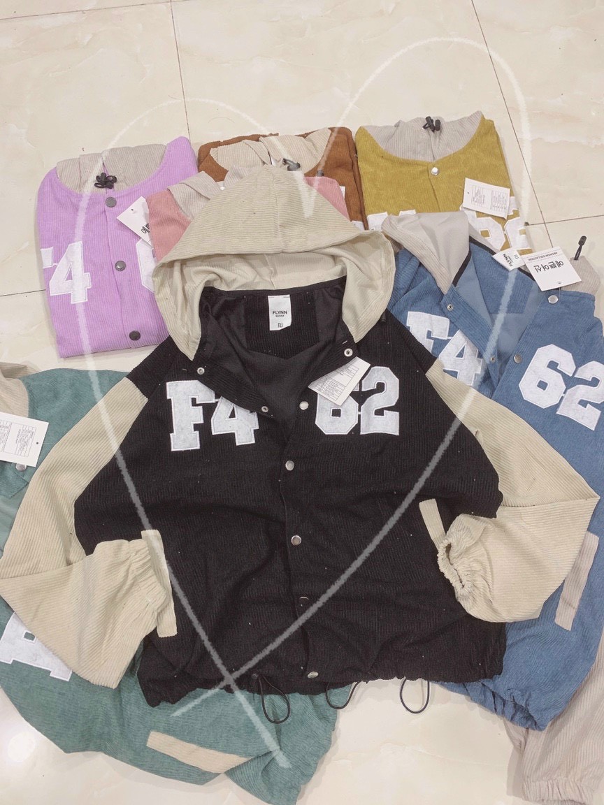 Áo Khoác Nhung Kaki Kiểu Bomber Unisex Có Nón Mũ Thêu F462 Nút Bấm - Nam Nữ Teen hàn Quốc Mặc Đẹp