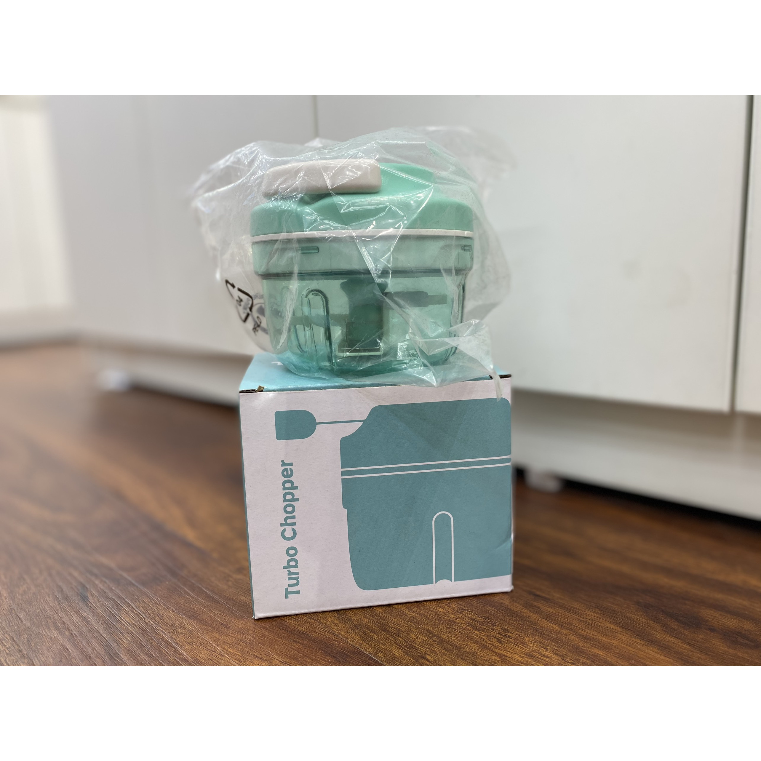 Dụng cụ xay thực phẩm Turbo Chopper Tupperware