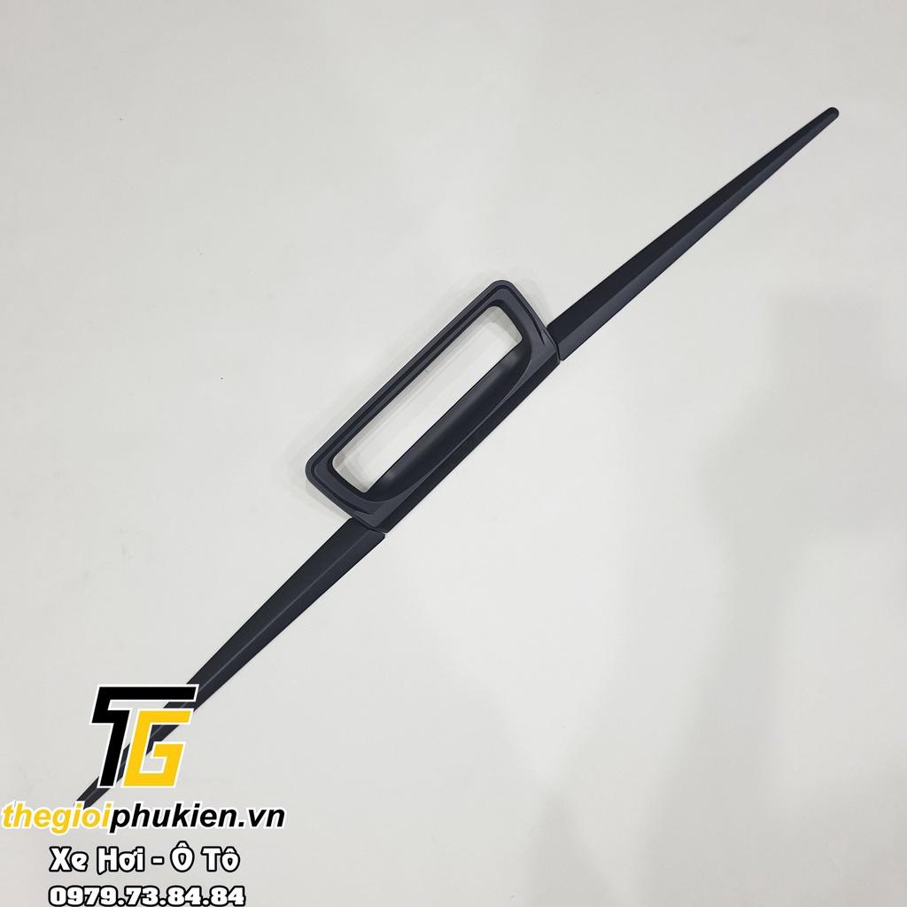 Ốp tay mở cốp nhựa ABS xe Mazda BT50, BT-50 2014-2020
