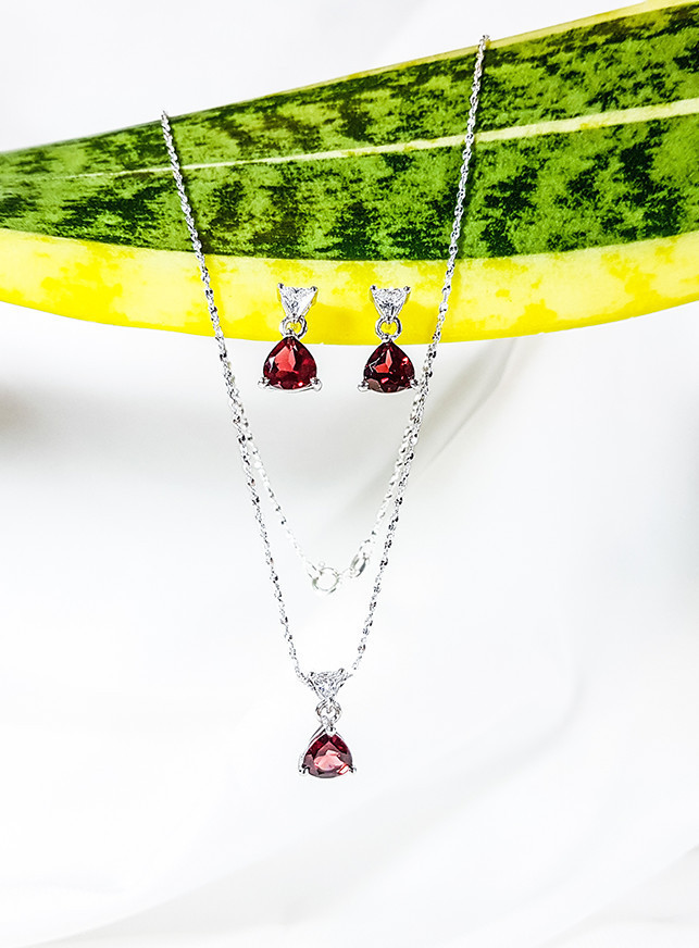 Bộ bông tai dây chuyền đá Garnet trái tim LAT.190