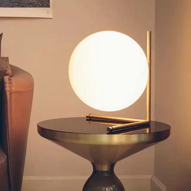 Đèn bàn, đèn decor B099 - ưu đãi bóng led