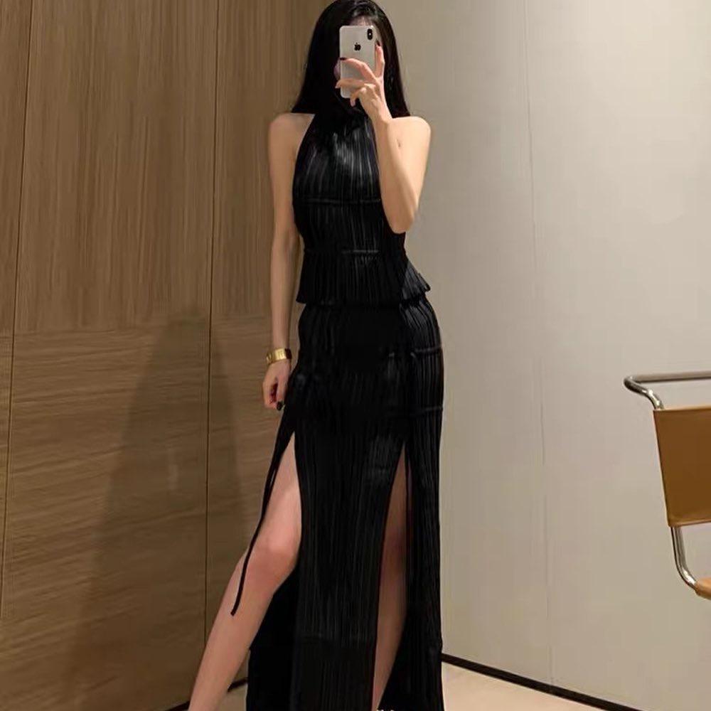 Đầm cổ yếm dáng xuông Wabisabi N17/12