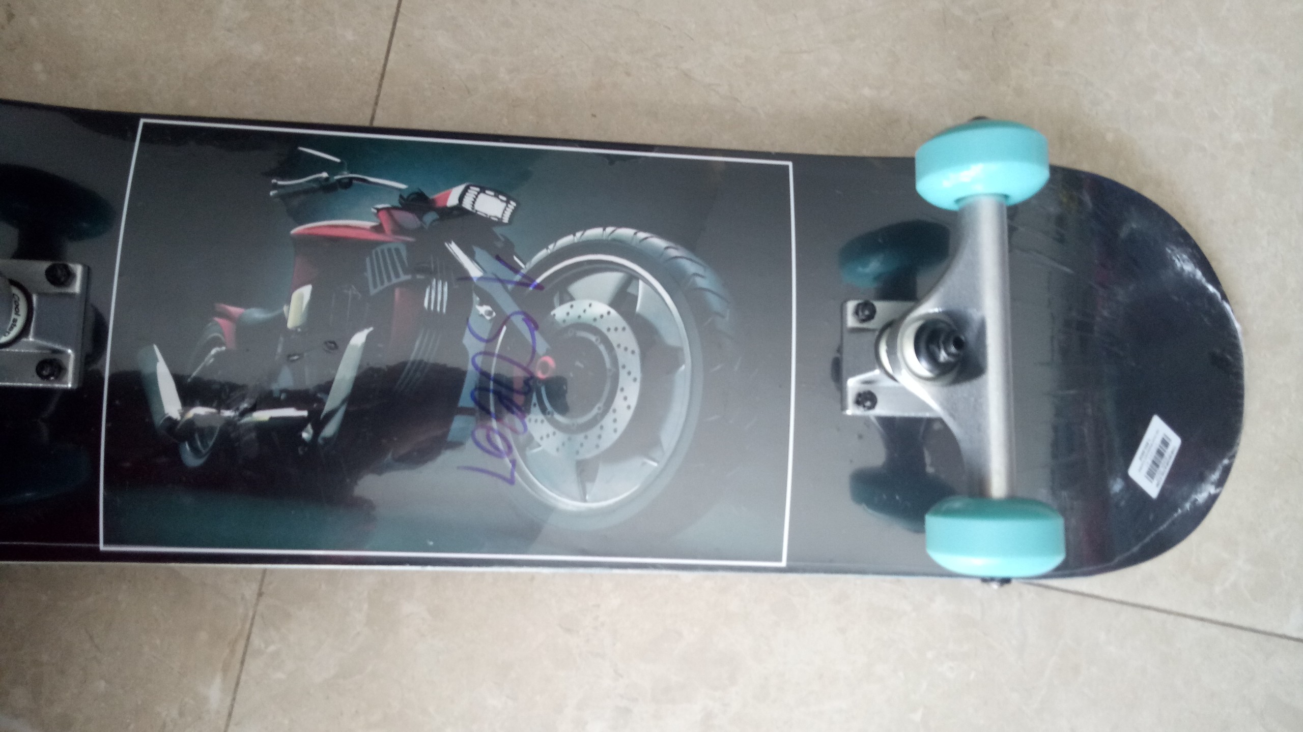 Ván Trượt Skateboard Gỗ 150007 trục hợp kim + gỗ ép 3 lớp bánh xe màu ngẫu nhiên