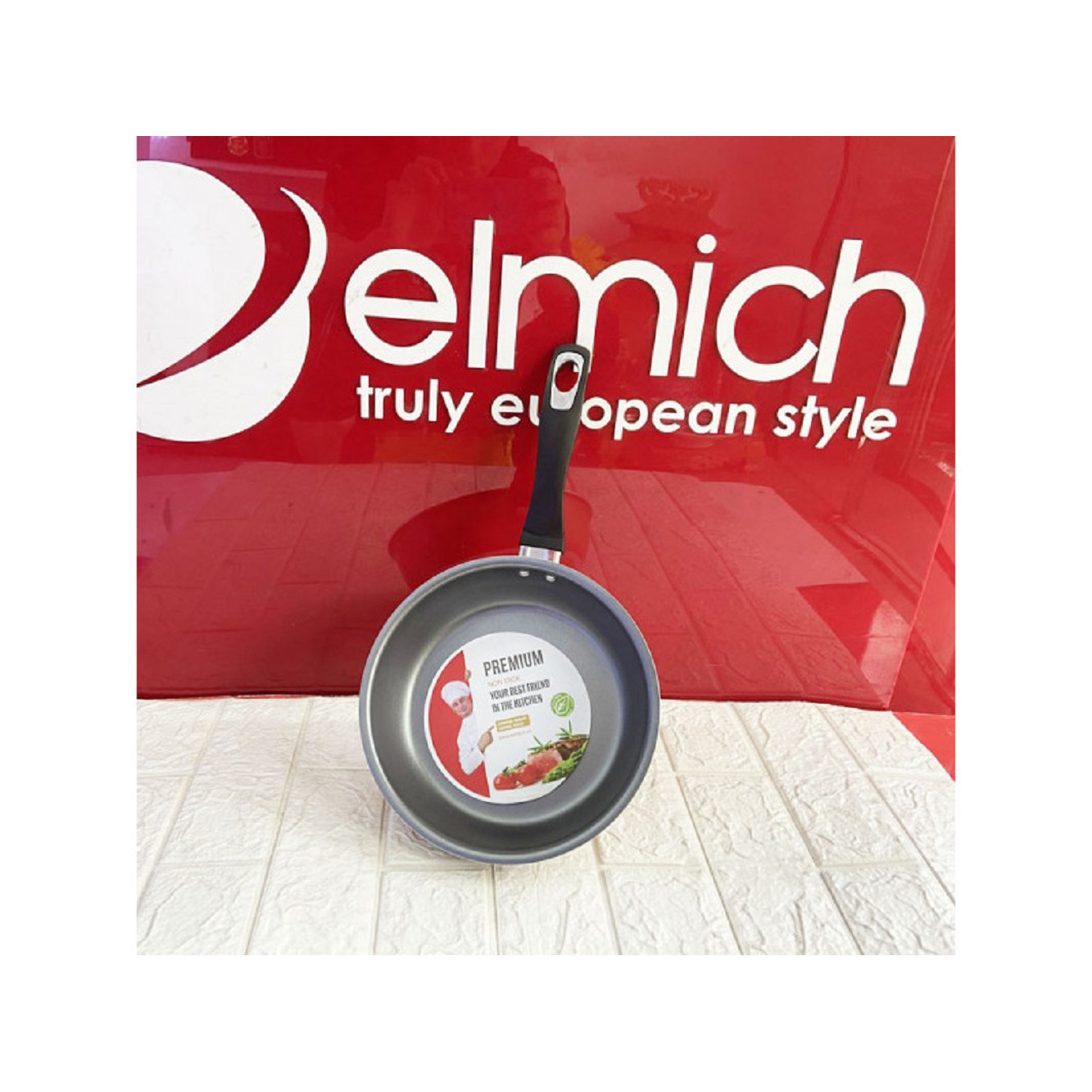 Chảo chống dính đáy từ Elmich EL- 3830 size 20cm, Màu sắc: Sơn ngoài màu vàng nhạt, Kiểu dáng: Chảo thành cao, loe miệng, Kích thước : 20 x 5.8 cm, Chất liệu: Nhôm nguyên chất