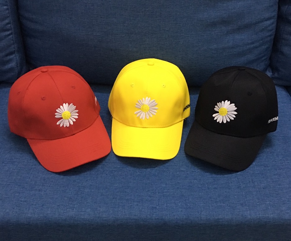 Mũ lưỡi trai thời trang nam nữ thêu hoa cúc