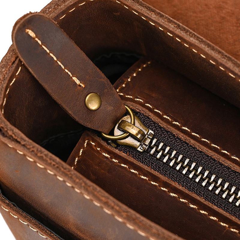 Túi đeo chéo nam DA BÒ THẬT cao cấp phong cách mới – BEE GEE DCN9379