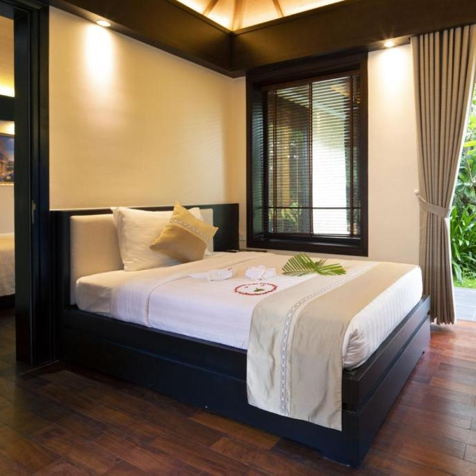 Gói 2N1Đ Tại Merperle Hòn Tằm Resort 5* - Ăn Ba Bữa. Miễn Phí Vé Khu Vui Chơi Sparkling Waves. Tặng Vé Tắm Bùn Dành Cho 02 Khách.