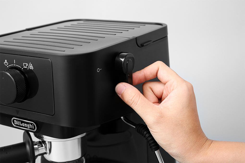 Máy Pha Cà Phê Delonghi EC230.BK - Hàng chính hãng