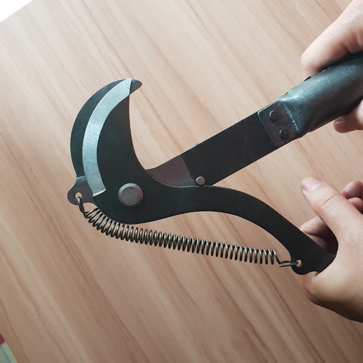 Đầu kéo cắt cành cây trên cao,tỉa cây cảnh,hái hoa quả hàng gia công loại tốt siêu bén