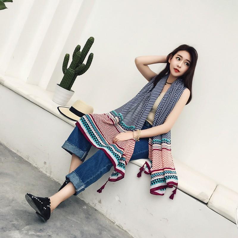 Khăn Choàng Quàng Cổ Boho Họa Tiết Thổ Cẩm Caro Trắng Xanh - Chất Liệu Cotton - Size 90x180cm - Mã KC025