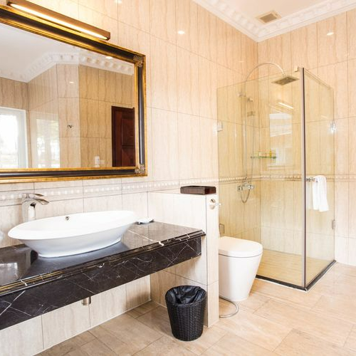 Trọn Gói 3N2D Tại Dalat Edensee Lake Resort 5*. Bao Gồm Ăn Sáng. Tiễn Sân Bay 1 Lượt. Miễn Phí Chèo Thuyền Kayak và Bắn Cung.