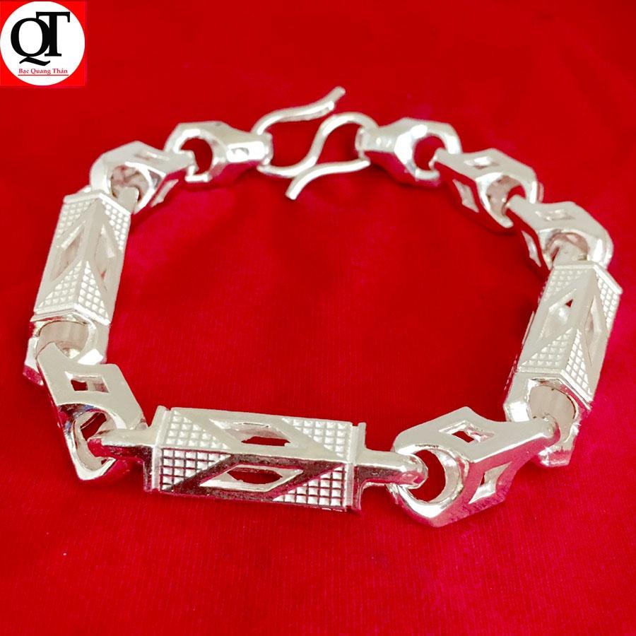Vòng tay nam Bạc Quang Thản kiểu lắc mềm mắt tròn độ dài từ 18-20cm chất liệu bạc ta không xi mạ.