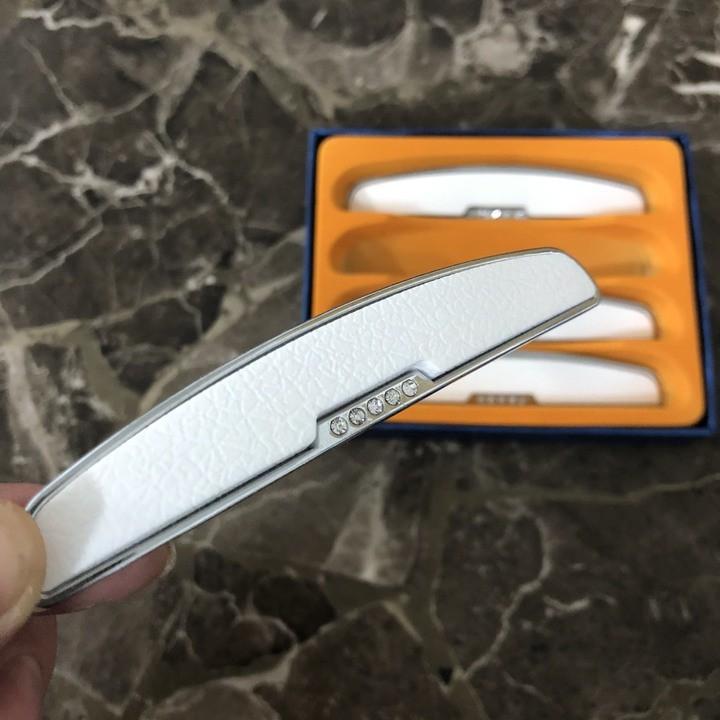 Bộ 4 nẹp chống va đập cánh cửa ô tô cao cấp HC7878 - Chất liệu: Nhựa PVC mềm và hợp kim nhôm