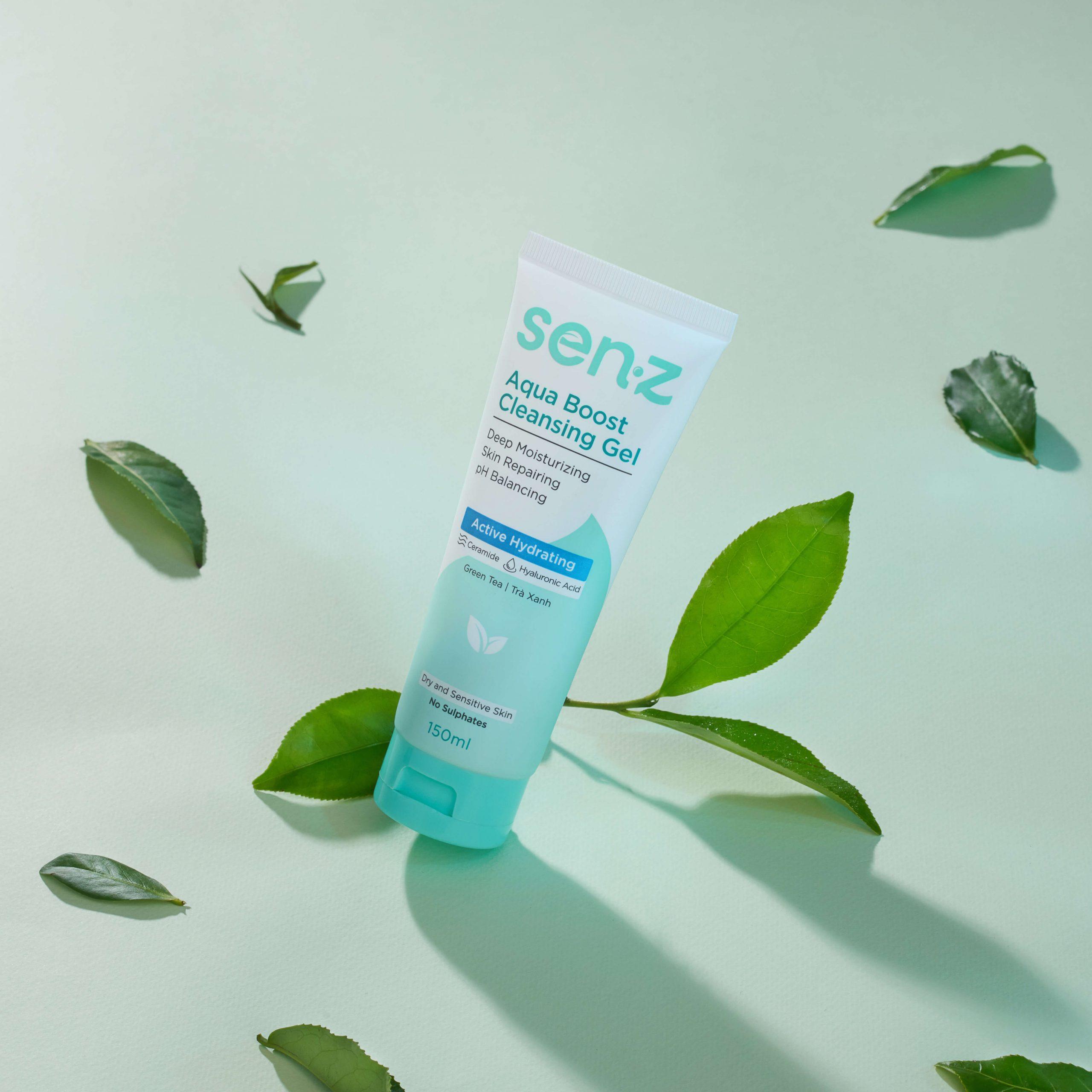 Gel Rửa Mặt SenZ Aqua Boost Trà Xanh Cho Da Khô 150ml