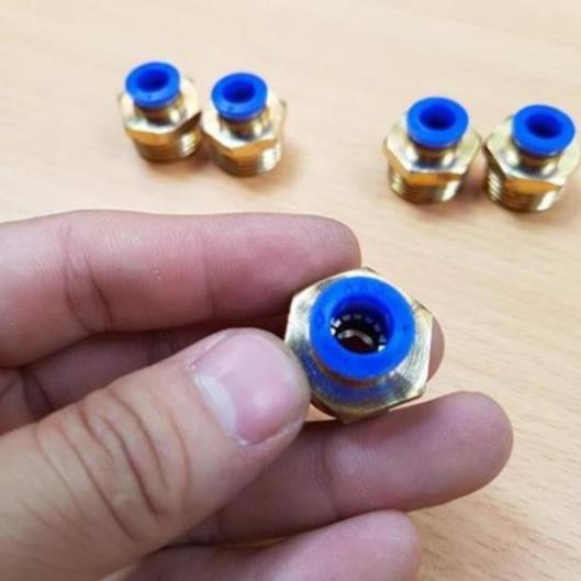 Nối ren ngoài 17 ra ống 8mm dùng cho bơm phun sương