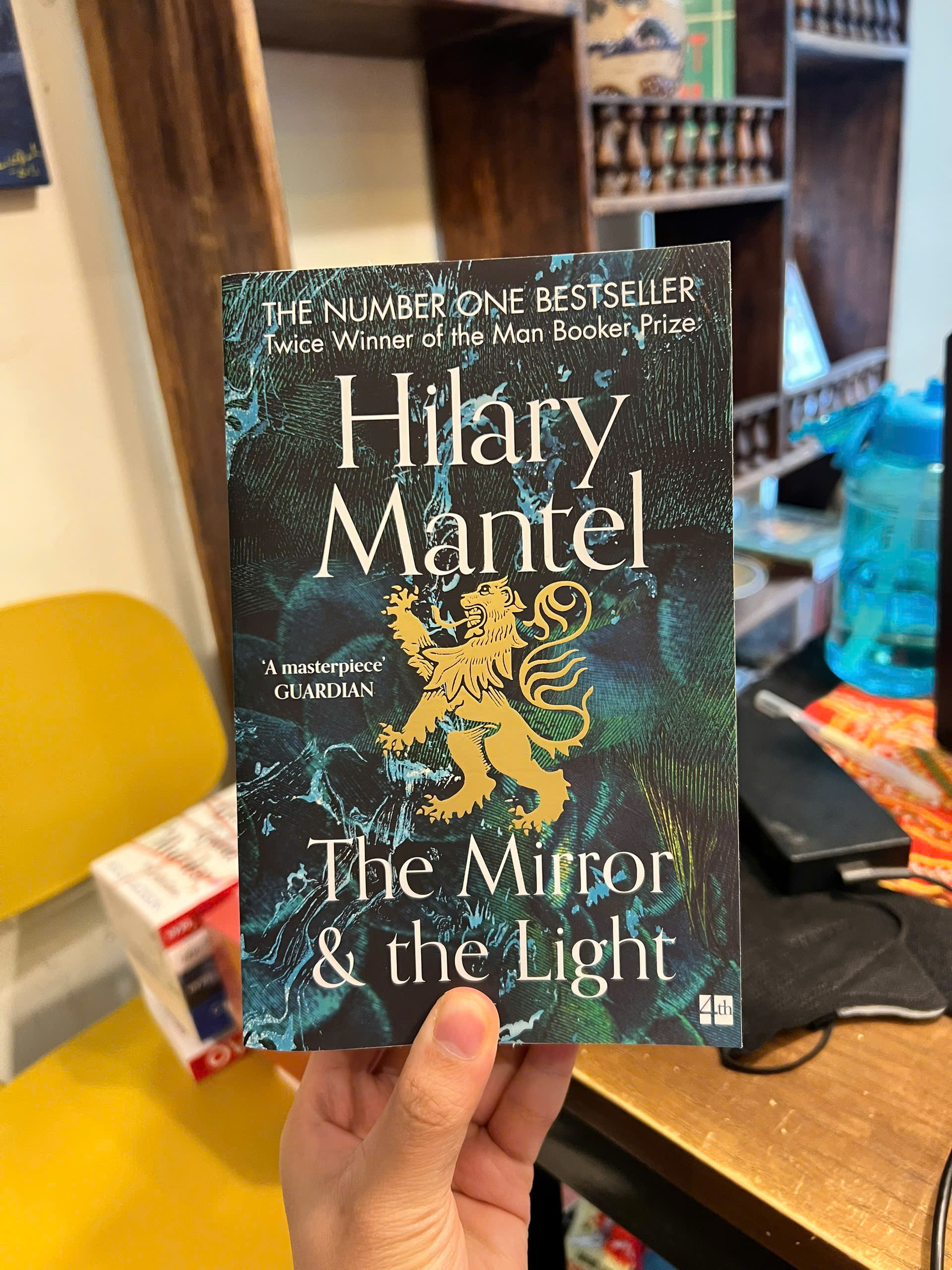Sách - The Mirror &amp; the Light - Hilary Mantel | Historical Fiction / Booker Prize Winner / Ngoại văn