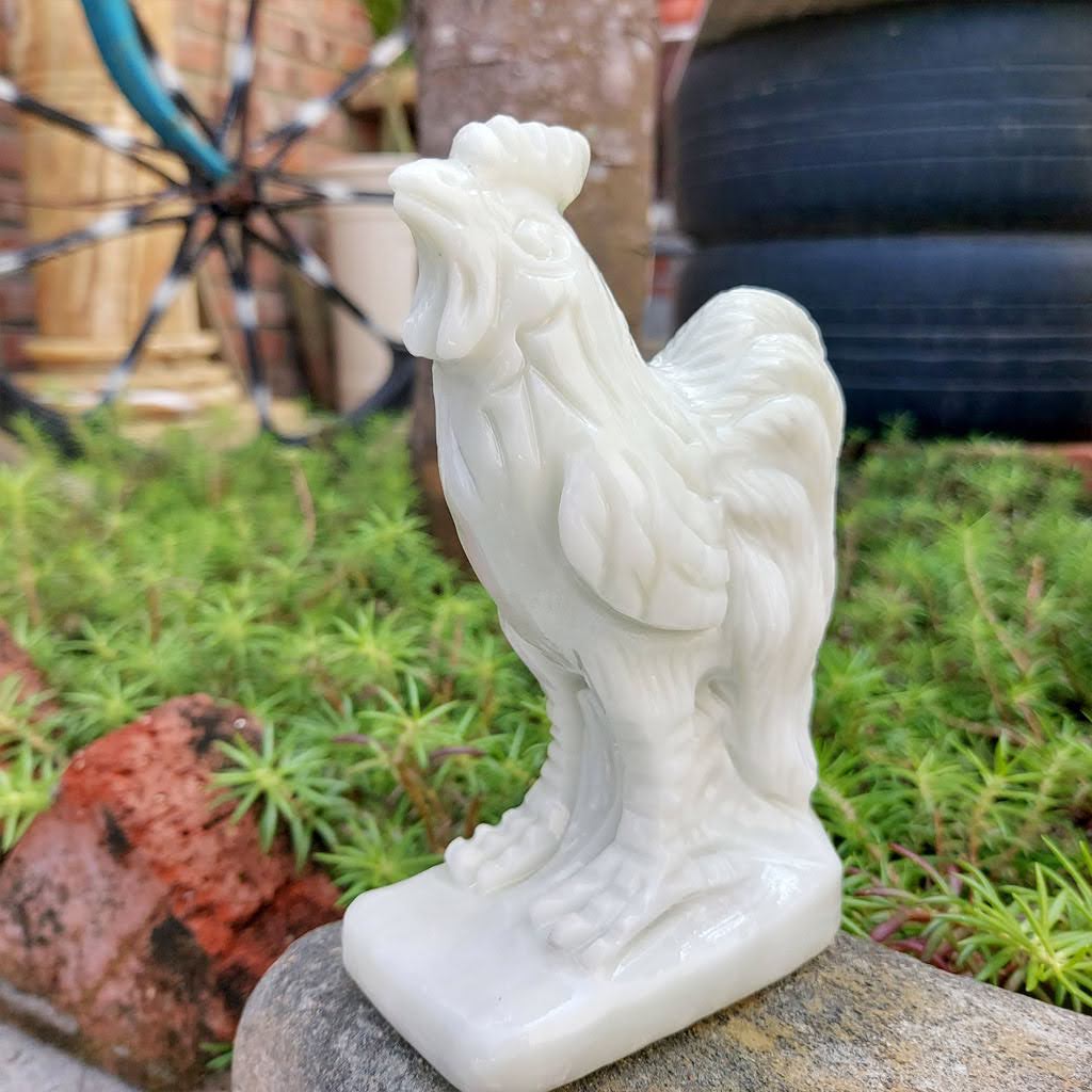Tượng gà đá tuổi Dậu phong thủy 12 con giáp đá trắng xanh 12 cm - đá Non Nước